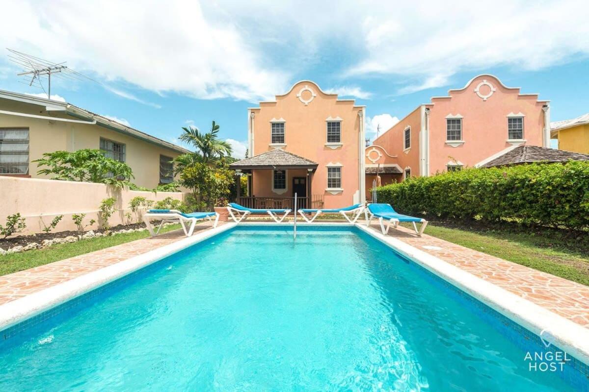 2-Story Townhome With Private Pool, Ideal For Group! Christ Church Exteriör bild