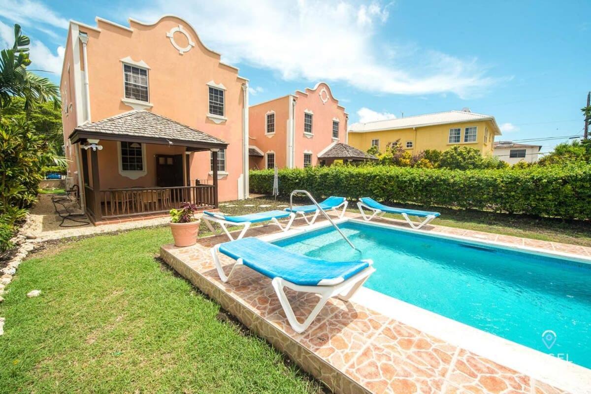 2-Story Townhome With Private Pool, Ideal For Group! Christ Church Exteriör bild